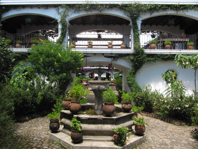 Central courtyard at the Hotel Santa Thomas, Chichicastenanga...