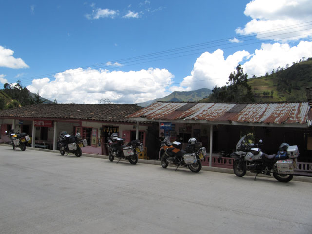 Roadside lunch stop, Ecuadorian Andes...