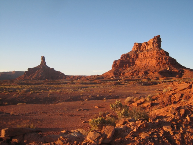 Sunset in the Valley of the Gods – worth another picture…